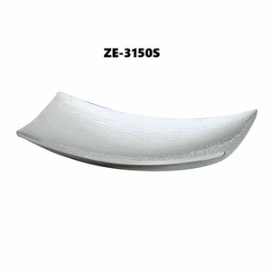 Plateau rond décoratif en verre et cristal fait à la main pour un usage domestique, design de campagne française, espaces de vie élégants, fabriqué par Zahid Exports Inde - Product Image 3