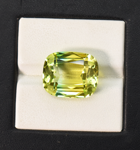 Piedra Preciosa de Turmalina Verde Amarilla de Laboratorio, Corte Cojín, 17X14 mm, Piedra Preciosa Suelta Impecable para Joyería - Product Image 1