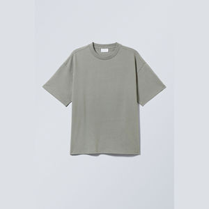 T-shirt grande taille Nouveau design pour hommes Prix de gros 100% T-shirt personnalisé coupe ajustée en coton uni de haute qualité - Product Image 5