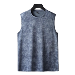 Débardeur homme 100% coton de haute qualité, effet délavé, décontracté et personnalisable, respirant et idéal pour la gym. - Product Image 6