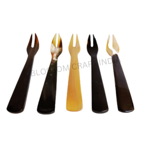 Service à salade en bois d'acacia moderne fait à la main, 2 pièces, cuillères et fourchettes de service en bois de manguier, utilisation en cuisine d'hôtel, pour cadeaux - Product Image 4