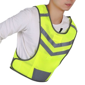 Gilet de sécurité réfléchissant réglable à haute visibilité pour les sports de plein air, le cyclisme, la course à pied et la randonnée - Product Image 2