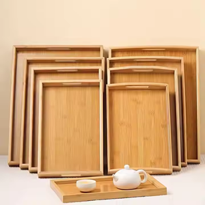 Crescent Crafts Plateau alimentaire en bois naturel avec poignées pour cuisine dîner en gros accessoire de cuisine durable - Product Image 1