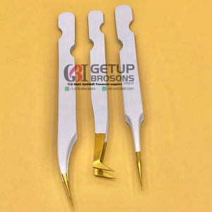 Pince à épiler professionnelle GETUP BROSONS en acier inoxydable, fine et droite, pour extensions de cils volume russe, avec pointe dorée et revêtement en poudre blanche - Product Image 1