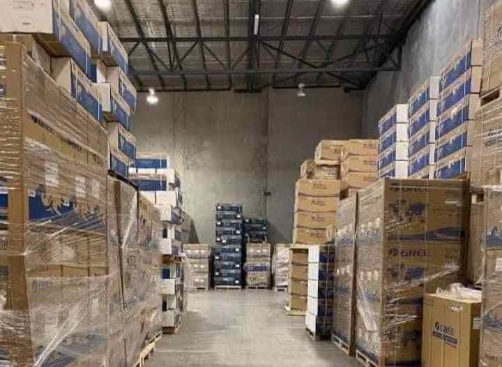 Gree Non-inverter Standing Air Conditioners 24000Btu 36000Btu 48000Btu Floor Standing Air Conditioner on Off Home Use AC Units