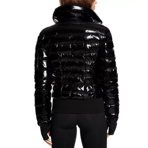 Chaqueta Acolchada Transpirable de Manga Larga con Cremallera Completa para Mujer, Servicio OEM, Nuevo Diseño 2025, Calidad de Exportación, Gran Venta, Capucha Desmontable - Product Image 3