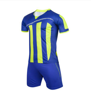 Ensemble de maillots et shorts de football d'été 2025 sur mesure pour l'entraînement - Product Image 1