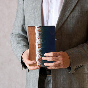 Urne de crémation en bois en forme de rectangle de conception moderne pour la décoration funéraire commémorative - Product Image 3