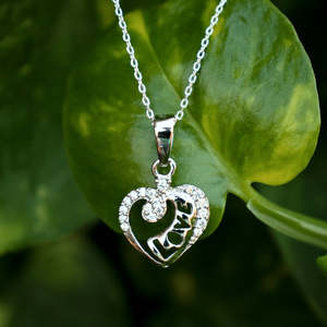 จี้รูปหัวใจประดับเพชรเซอร์คอนชุบทองคำขาวและทองคำ รุ่น Zarkan 925 Silver Love Heart Letter Pendant พร้อมสร้อยเชื่อมต่อ เหมาะเป็นของขวัญสำหรับทุกโอกาส - Product Image 1