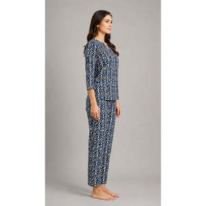EVOLOVE X DOZIE Conjunto de Pijama de Algodón Premium para Mujer con Cuello de Lazo y Cintura Elástica - Sostenible y Suave - Product Image 3