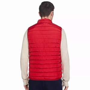 Veste matelassée pour homme sur mesure, vêtements d'extérieur isolés pour l'hiver avec un design matelassé chaud, manteau tendance disponible auprès du fabricant en gros - Product Image 2
