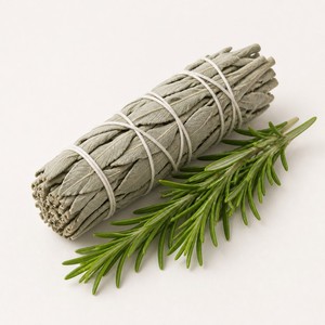Bâtons d'encens à la sauge et au romarin en gros |   Lots de nettoyants en gros pour les revendeurs |   Alternative au sauge blanche en marque privée |   Stock US - Product Image 1