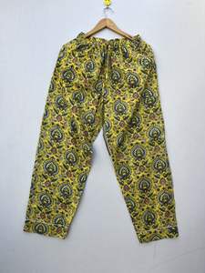 Conjunto de pijama de algodón 100% hecho a mano personalizado para mujer, recién llegado, V con cuello en ropa de dormir, vestido con patrón Floral suave para el verano - Product Image 5