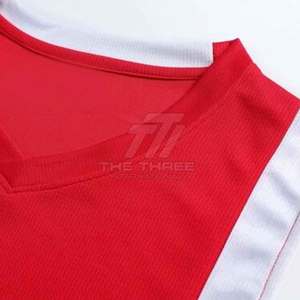 Uniforme de Baloncesto Personalizable de Última Moda, Transpirable y de Alta Calidad, Diseño sin Mangas - Product Image 3