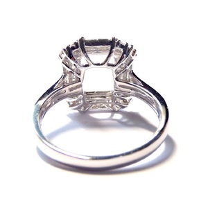 Nouveauté Bijoux Fins : Bague de Fiançailles et de Mariage Classique en Or Blanc 18 carats avec Diamant Naturel Taille Brillant de Qualité Supérieure - Product Image 3