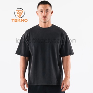 Camiseta de algodón 100% de gran tamaño de lujo para hombre, logotipo personalizable, camiseta en blanco personalizable de longitud larga de peso pesado de alta calidad - Product Image 2