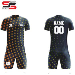 Camiseta de fútbol personalizada con sublimación completa, kits de fútbol de club, conjunto completo de fútbol para ropa deportiva de equipo - Product Image 5