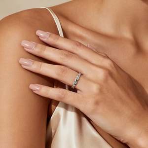 Jeulia Hercules Knot Twist Pave Wedding Band-Fashion Rhodium-Plated Alloy <b>Ring</b> for Women - Product Image 6