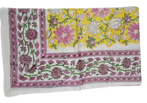 Pareo Sarong Floral con Estampado a Mano Sanganeri, Algodón Hecho a Mano, Talla Única - 44 pulgadas X 72 pulgadas - Product Image 3