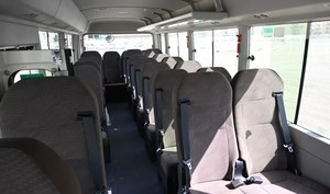 Bus Coaster Blanc 2024 pour 30 Passagers Diesel d'Occasion Volant à Gauche Intérieur Sombre Transmission Manuelle R17 Système de Navigation - Product Image 6