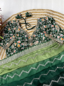 Saree imprimé léger de haute qualité pour le bureau et une utilisation décontractée dans plusieurs options de couleur en grande quantité - Product Image 5