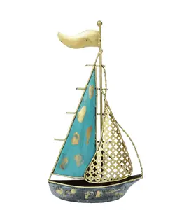 Vendita calda piccola barca home table decor artigianato scultura metallo oro ottone decorativo ufficio scultura prodotti