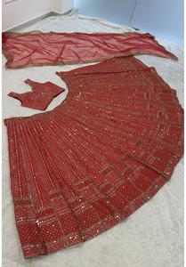 Lehenga Choli multicolore sur mesure avec broderie à la main pour les fêtes et les mariages, collection indienne, fabriqué en gros - Product Image 4