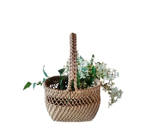 Panier de rangement décoratif en rotin de bambou tissé avec poignée Panier cadeau en osier Tokari Pooja Panier à fleurs - Product Image 6