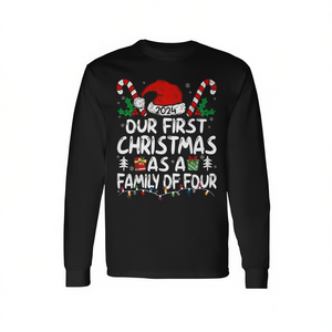 Il nostro primo Natale in famiglia di quattro persone 2024 T-shirt a maniche lunghe unisex con scollo rotondo per adulti, maglietta per riunioni di famiglia - Product Image 3