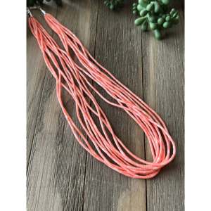 สร้อยคอประดับลูกปัดปะการังสีชมพูนาวาโฮและเงินสเตอร์ลิงแบบหลายชั้น - Product Image 5
