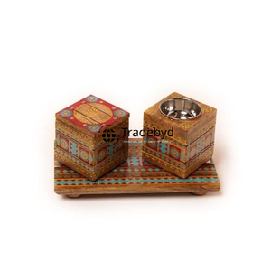 Quemador de incienso de madera único hecho a mano con patrones detallados inspirados en árabe Tradebyd - Product Image 2