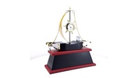 Ensemble de bureau élégant Regal Incorporation, très demandé, avec base en bois et métal, horloge et porte-stylo