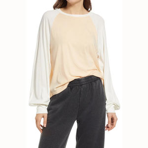 เสื้อยืดแขนยาวสำหรับผู้หญิงแขนแร็กแลนสีบล็อกสีสำหรับผู้ชาย - Product Image 1