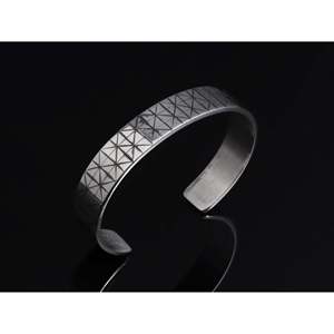 ข้อมือก้างปลา ½ - Product Image 1