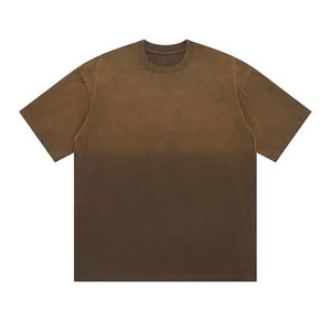 Fabricant personnalisé 100% coton T-shirt vintage lourd pour hommes avec patchs de broderie vieillis à l'acide t-shirts lavés - Product Image 1