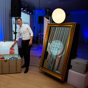 Stand de centre commercial pour cabine <span class=keywords><strong>photo</strong></span> de mariage 60 pouces avec <span class=keywords><strong>appareil</strong></span> <span class=keywords><strong>photo</strong></span> <span class=keywords><strong>Canon</strong></span> P525l et imprimante - Product Image 1