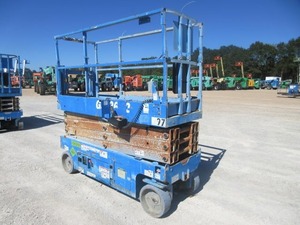 2016 GS-2632 Scissor Lift Premium Heavy Duty Industrial Equipment Wholesale Supply - Product Image 4