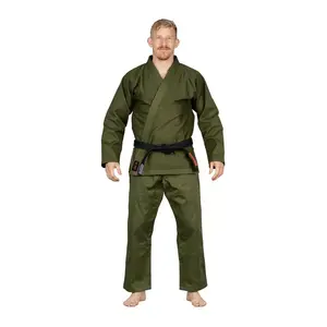 Uniforme de Karate de algodón transpirable para niños y adultos nuevo traje de artes marciales ajuste cómodo entrenamiento de calidad al por mayor - Product Image 4