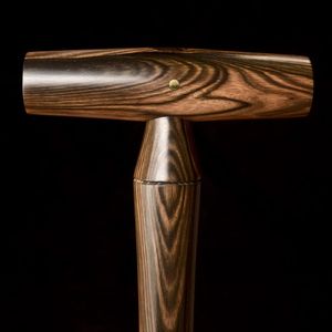 TRADITION Factory Diseño personalizado Popular 122cm Barnizado Camping Madera Senderismo Bastón - Product Image 1