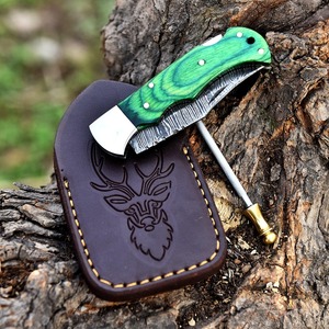 Couteaux de poche pliants en acier damas faits à la main Offre Spéciale personnalisés avec manche en bois en cuir beaux pour le camping en plein air Support OEM - Product Image 5
