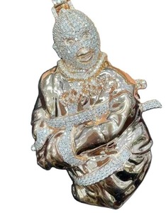 Colgante Redondo de Moissanita Blanca Hecho a Mano Personalizado, de Plata Esterlina, Estilo Hip Hop, con Diseño de Personaje Humano, Joyería Bling Iced Out para Hombres y Mujeres - Product Image 1