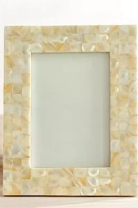 Cadre d'incrustation de nacre de luxe durable Accent de jeu de puces naturel fabriqué à la main Cadre photo en nacre d'inspiration naturelle - Product Image 6