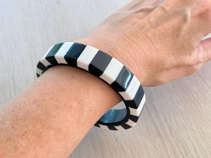 Vibrant Elegance: Premium Multicolor Resin <b>Bangles</b> Trendy Fusion: Stunning Multicolor Resin Joint <b>Bangles</b> - Product Image 2