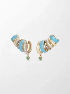 Pendientes de Corazón en Esmalte Azul Celeste con Diamantes Cultivados en Laboratorio, 2.20 Ct, Color GH, Claridad VS, 50 Piedras, Oro Amarillo de 14K con Acento de Esmeralda - Product Image 3