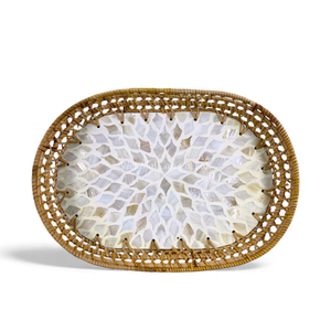 Bandeja de Ratán con Incrustaciones de Nácar Estilo Bohemio, Hecha a Mano con Borde, para Servir Alimentos, Decoración de Mesa y Exhibición del Hogar, Vietnam - Product Image 3