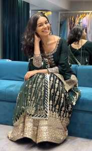 Robe de travail de séquence de vêtements de fête entièrement cousue prête à porter costume traditionnel vêtements fonctionnels beau travail de broderie - Product Image 4