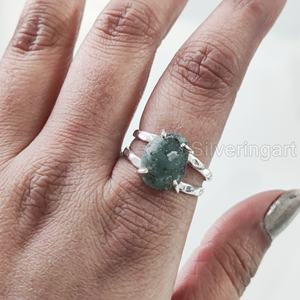 Bijoux en pierre brute bague pour femme émeraude naturelle pierre précieuse brute mai pierre de naissance 2 bande martelée bague en argent sterling 925 de Noël - Product Image 3