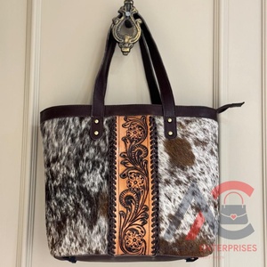 กระเป๋าใส่ของหนังสไตล์ตะวันตกสำหรับผู้หญิงกระเป๋าโท้ทหนังแท้แบบปิดได้กระเป๋าคอลเลกชันที่ยอดเยี่ยม - Product Image 1