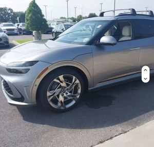 Meilleure vente pour 2022 Genessiis GV60 Performance Sedan - Product Image 3