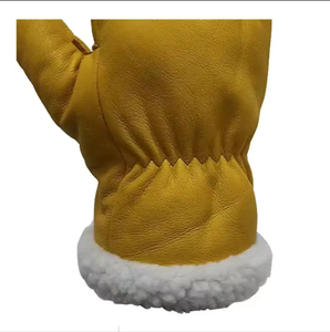 Guantes de soldadura de cuero de vaca al por mayor guante de soldadura reforzado con Palma, guante de trabajo de cuero resistente al corte y al calor proveedor - Product Image 3